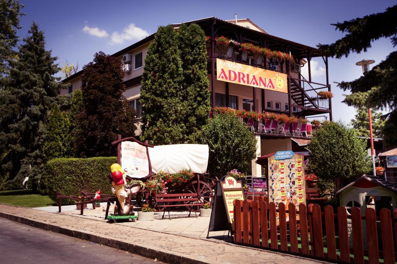 Penzion Adriana Patince Buitenkant foto